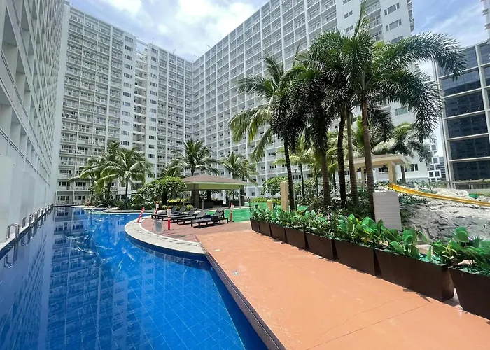 Shore Hyplace Moa 3* Manila